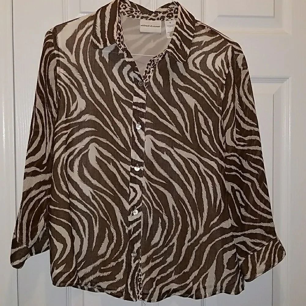 Alfred Dunner animal striped print blouse Sz. 12